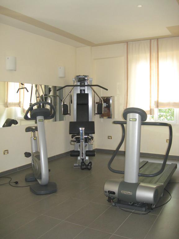 Hotel Imperiale Milano Marittima Extérieur photo