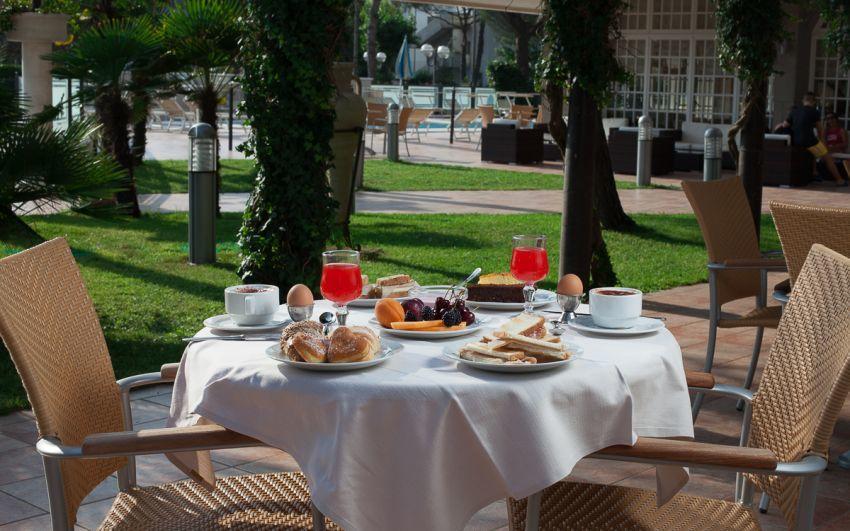 Hotel Imperiale Milano Marittima Extérieur photo